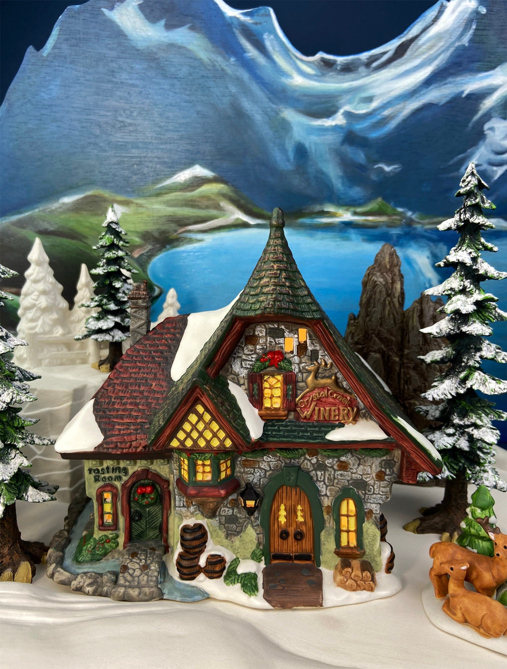 Illuminated Ashbury Inn Dept 56 Dickens Village Porcelain House