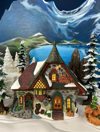 Illuminated Ashbury Inn Dept 56 Dickens Village Porcelain House
